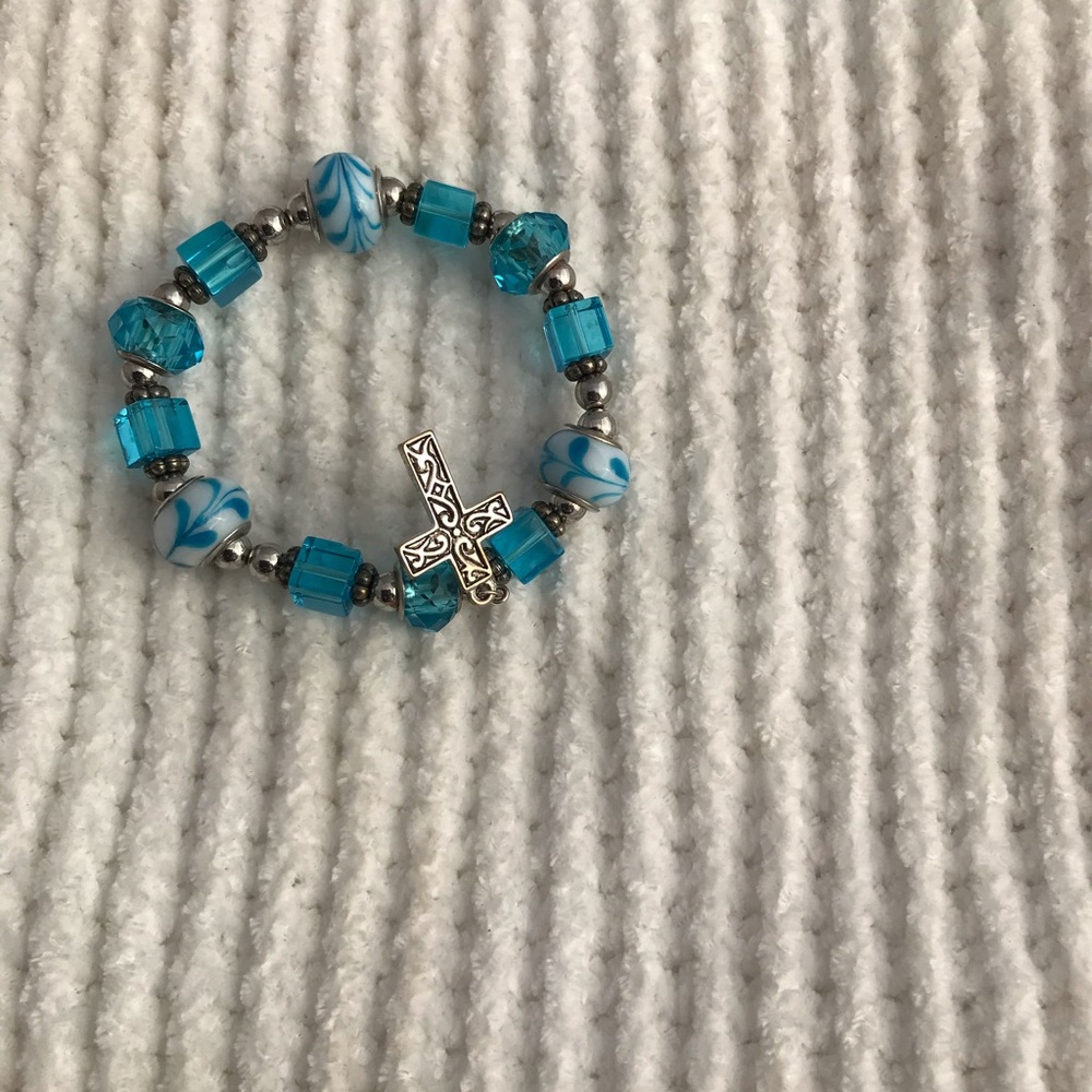 Cross Beaded Charm Bracelet - Picture 4 of 4